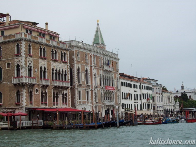 Hotel Bauer and Giustinian House