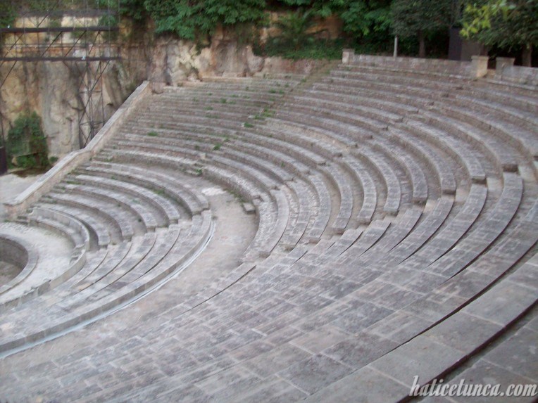 Yunan Tiyatrosu