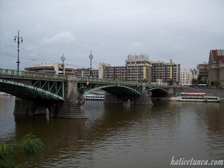 Cech Bridge