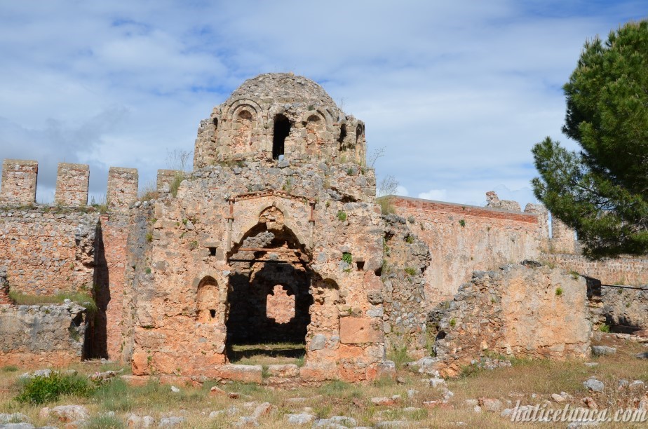 Bizans Kilisesi