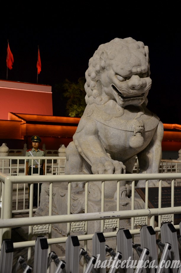 Tiananmen Lion Statue