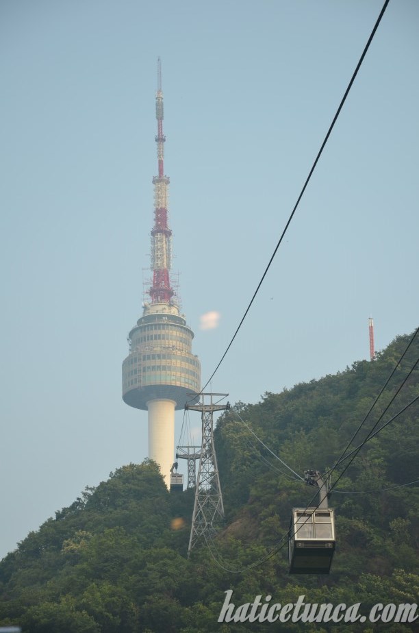 N Seul Kulesi teleferik