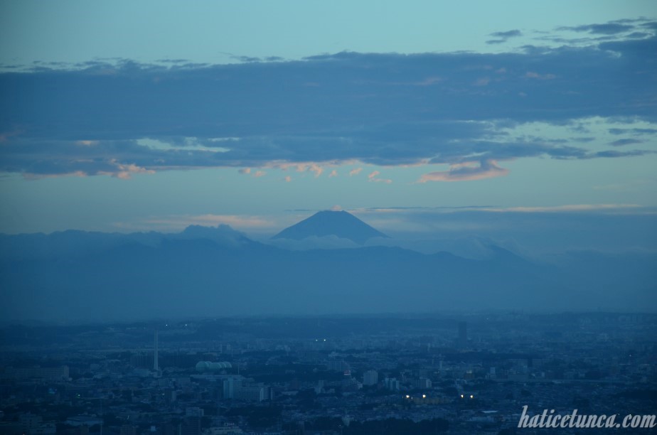 Tokyo Metropolitan Hükümet Binası'ndan Fuji Dağı