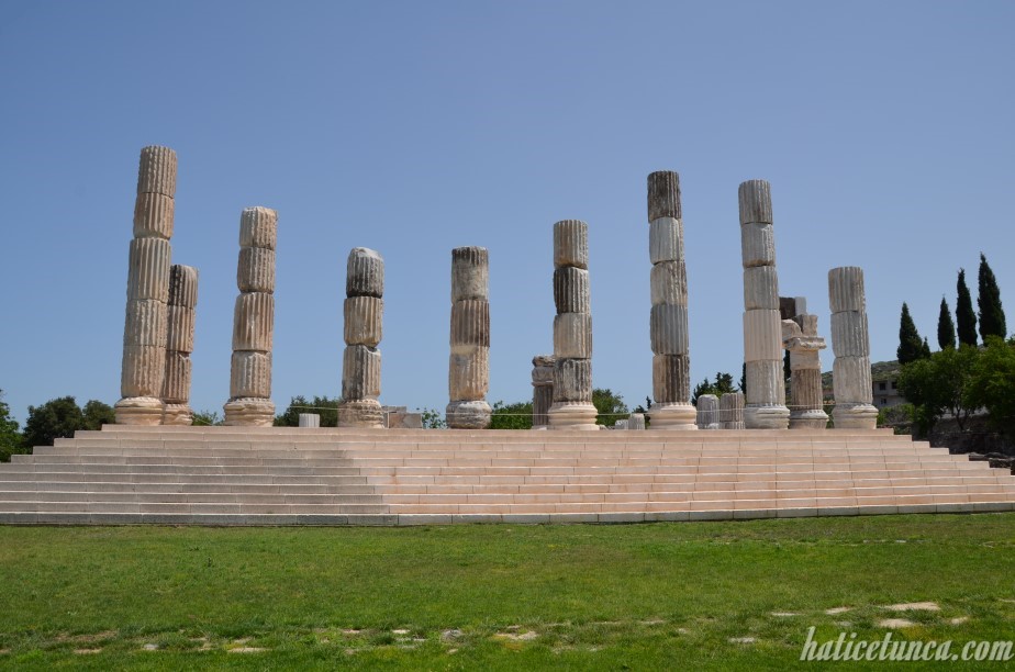 Apollon Smintheion Tapınağı